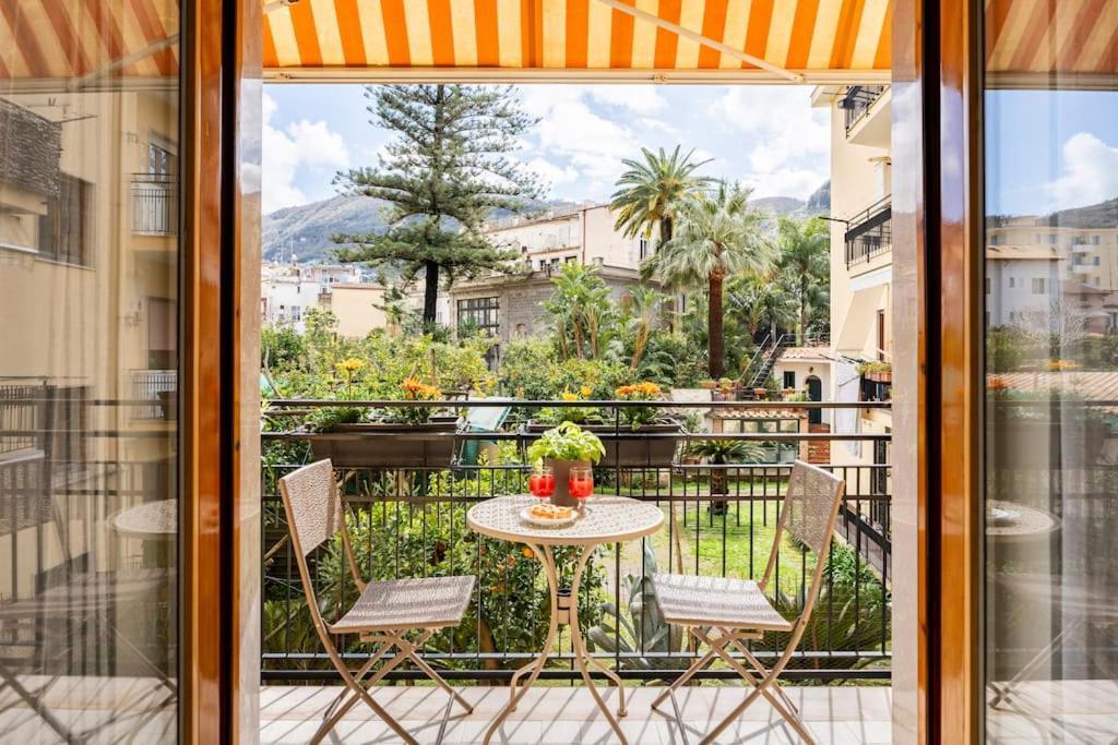 Appartamento Le Zagare Sorrento Bagian luar foto
